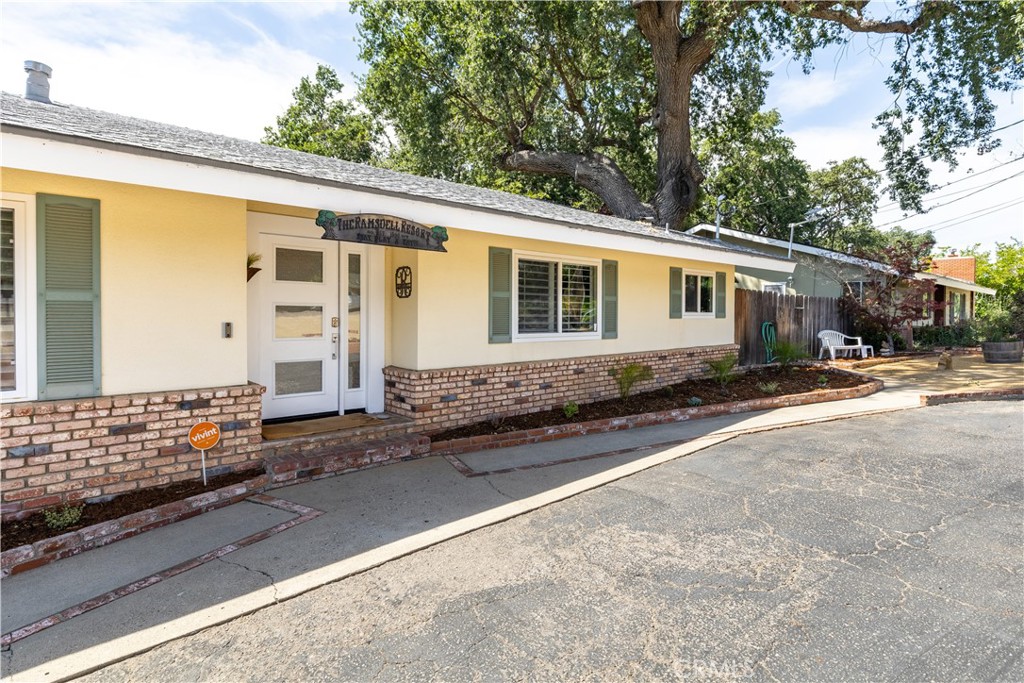 8130 Azucena Property Photo 4