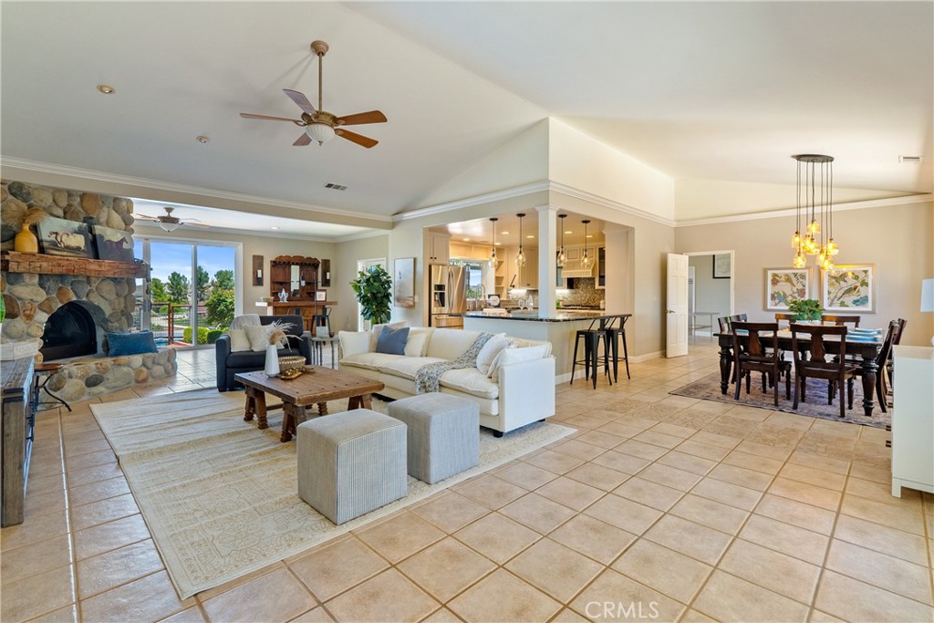 8580 Warren Property Photo 8