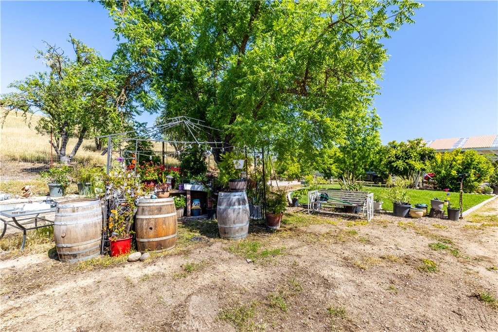 3890 Hillcrest Property Photo 46