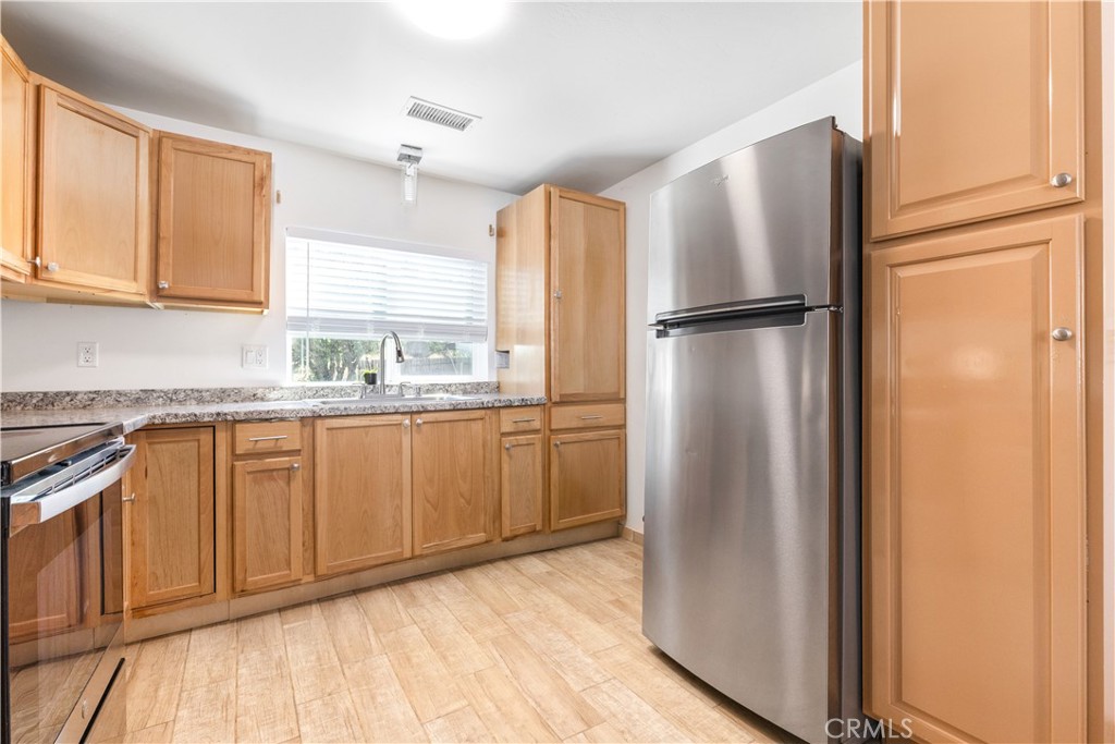 3890 Hillcrest Property Photo 55