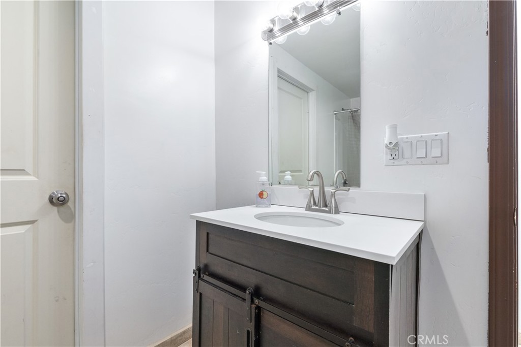 3890 Hillcrest Property Photo 58