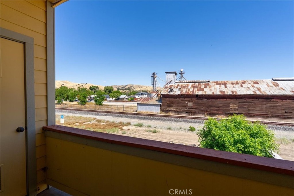 1470 Mission Property Photo 25