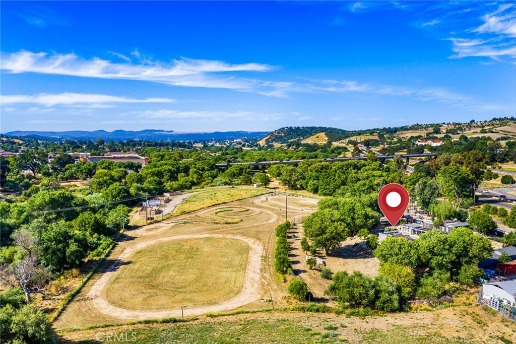 390 Paso Robles Property Photo 10