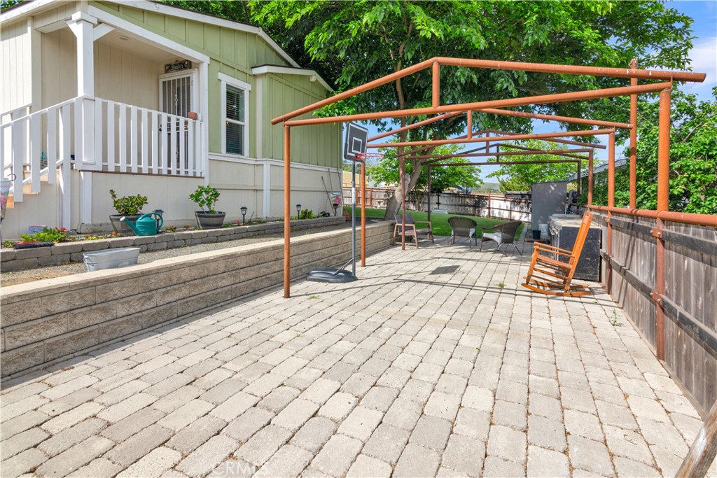 5005 E Highway 41 Property Photo 18