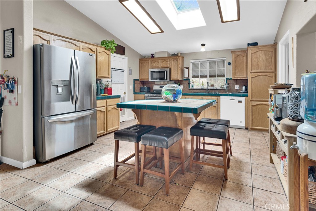 5005 E Highway 41 Property Photo 28