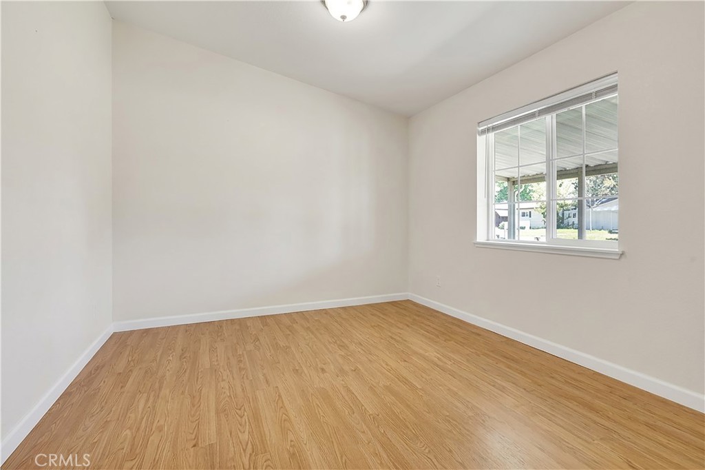 5005 E Highway 41 Property Photo 34