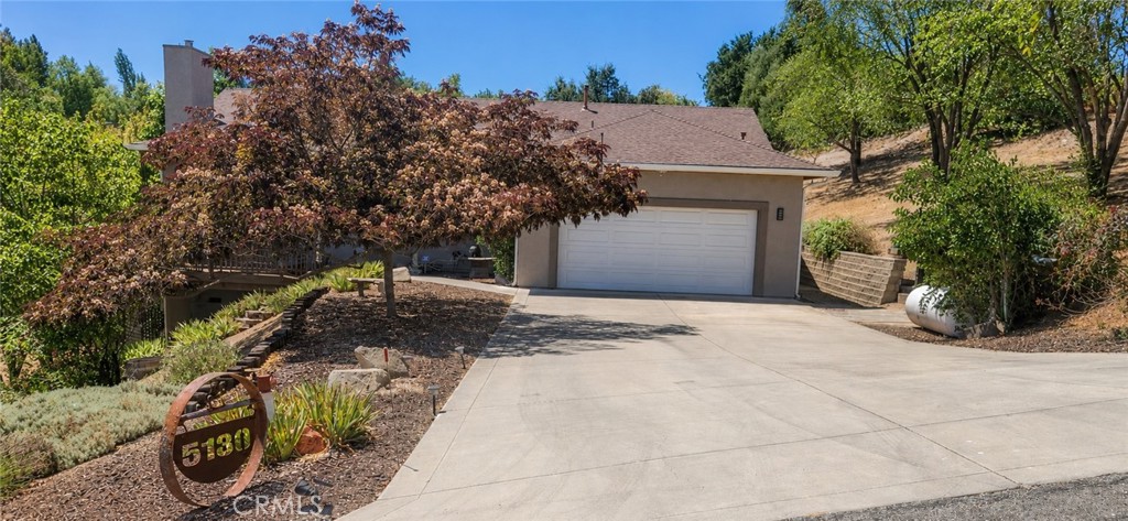 5130 Stagg Hill Place Property Photo 2