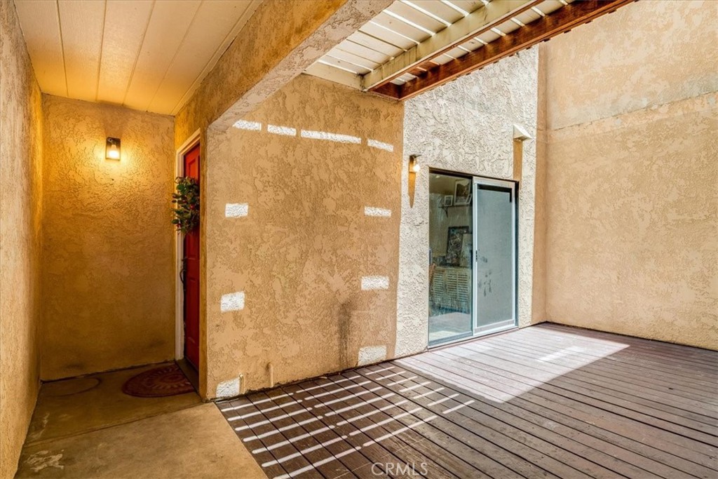 12 Green Court Property Photo 3