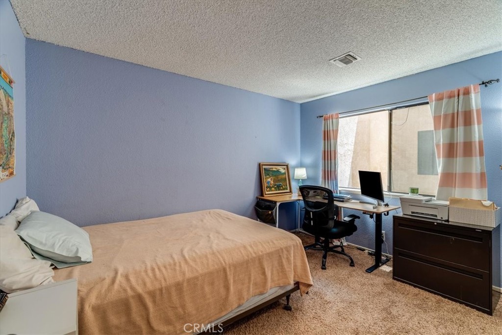 12 Green Court Property Photo 16