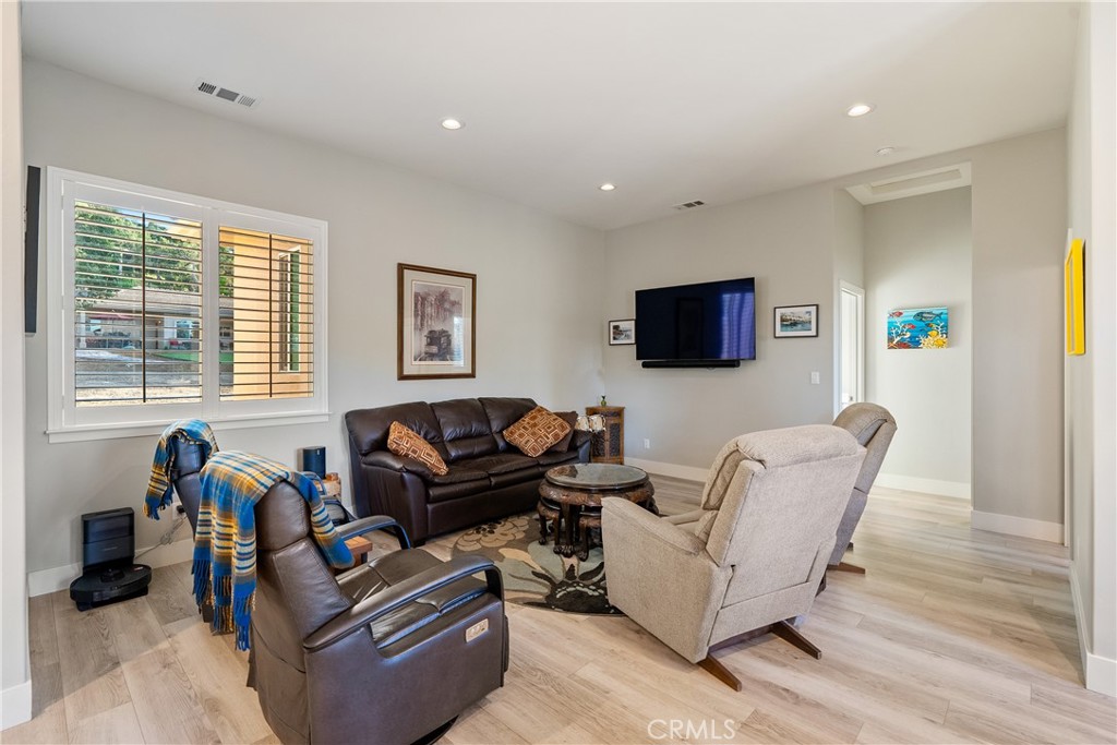 6205 San Gabriel Rd Property Photo 37