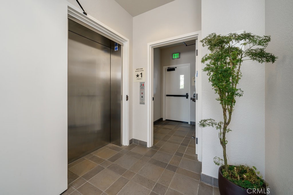 1224 Vine Property Photo 7