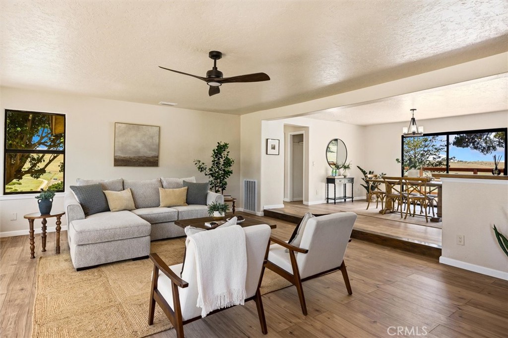 6998 Kingsbury Road Property Photo 10