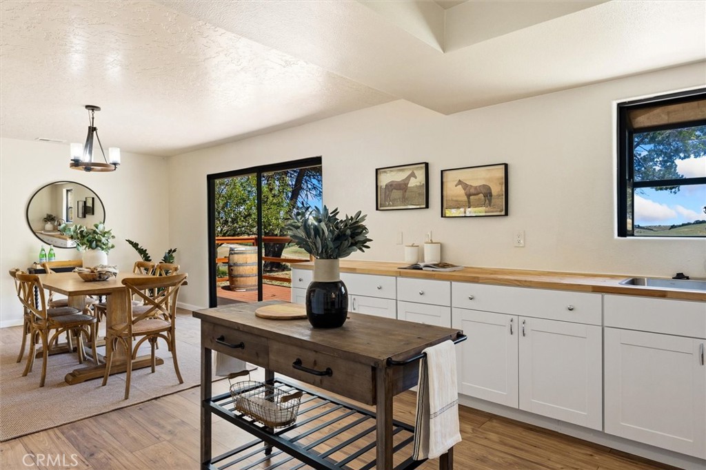 6998 Kingsbury Road Property Photo 14