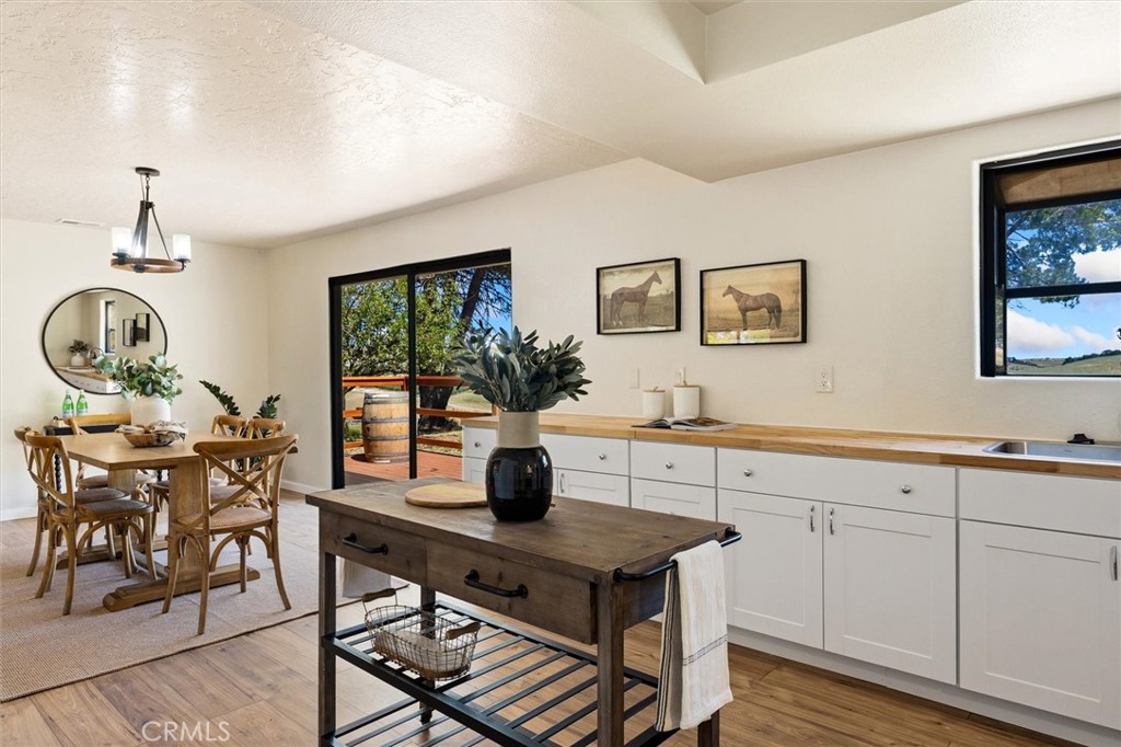 6998 Kingsbury Road Property Photo 14