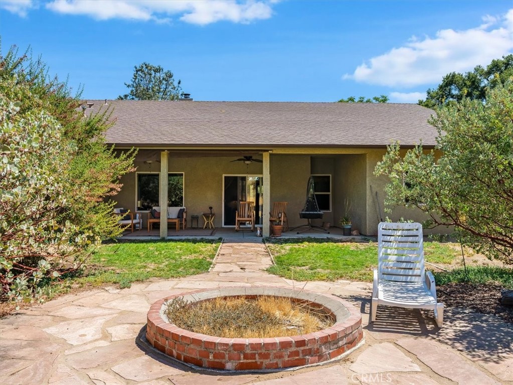 1575 Parkhill Road Property Photo 43