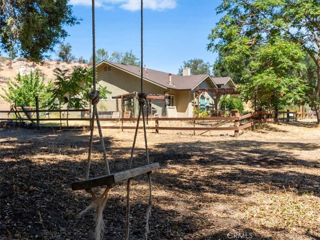 1575 Parkhill Road Property Photo 44