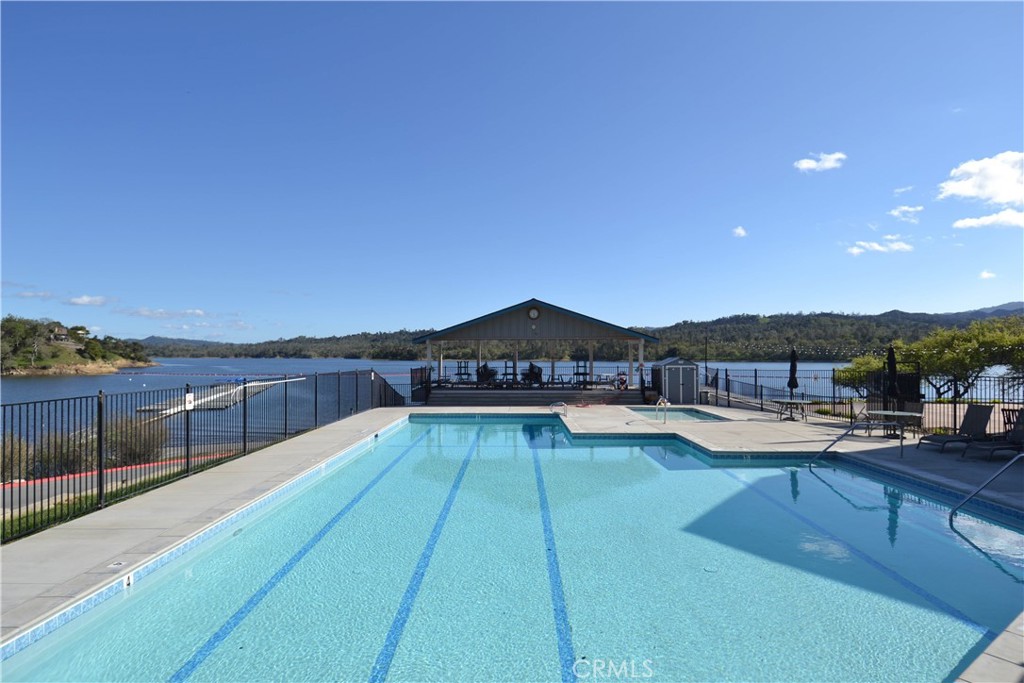 NS26109698 Property Photo 32
