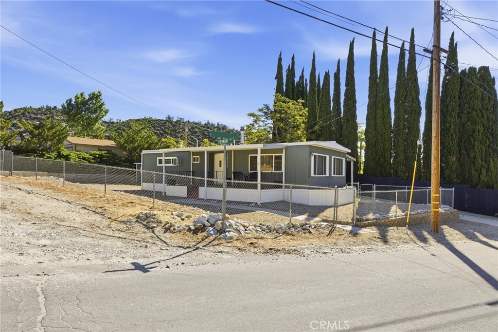 832 Piedmont Property Photo 6