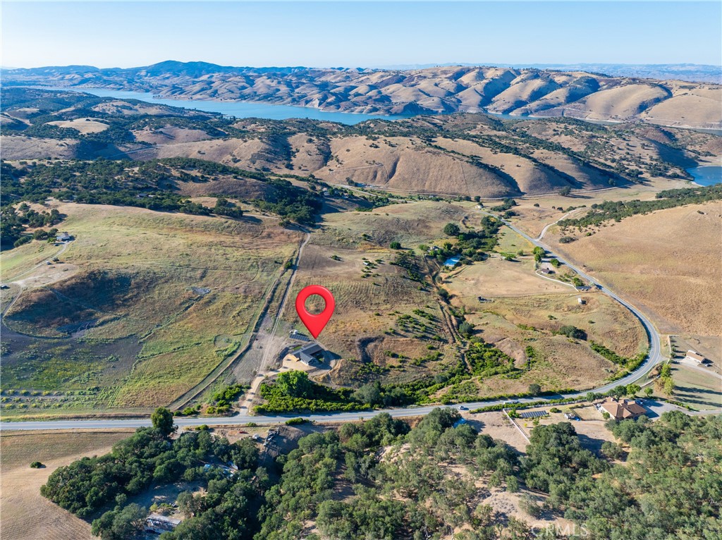 4475 Interlake Property Photo 8