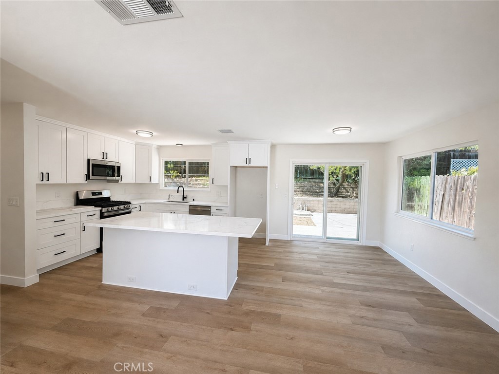 1107 Patricia Property Photo 8