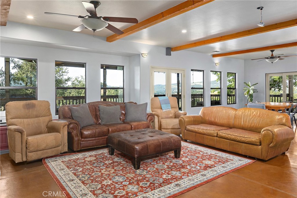3180 Willow Creek Road Property Photo 9
