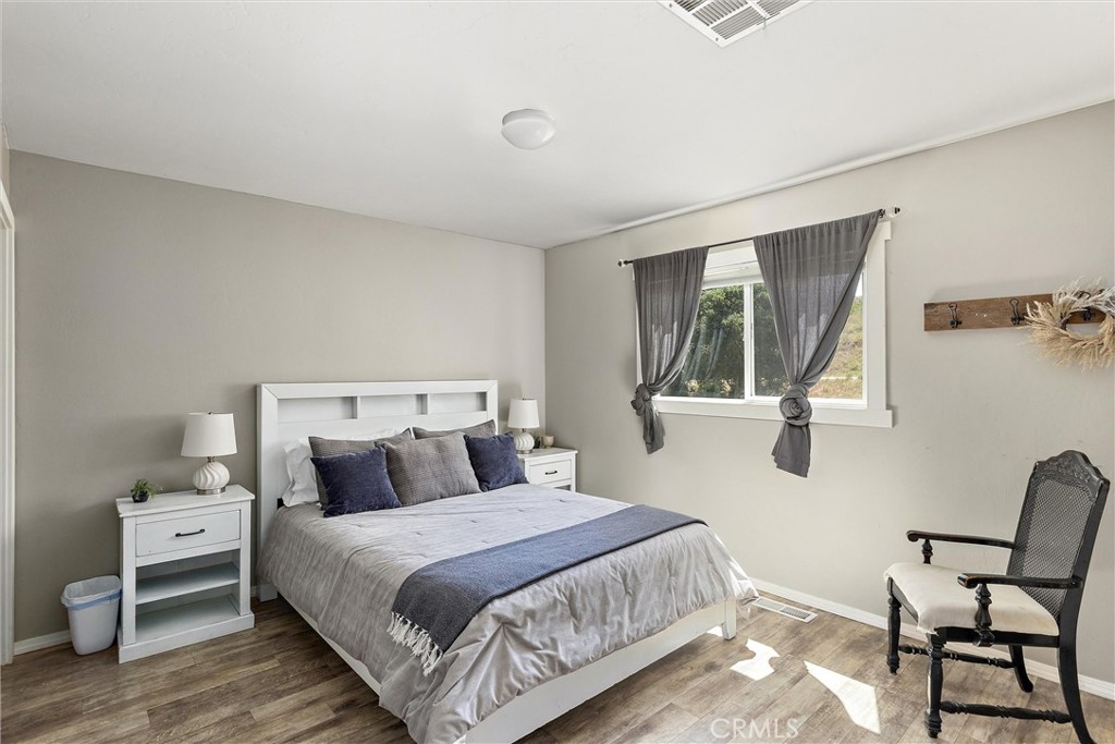 3180 Willow Creek Road Property Photo 55