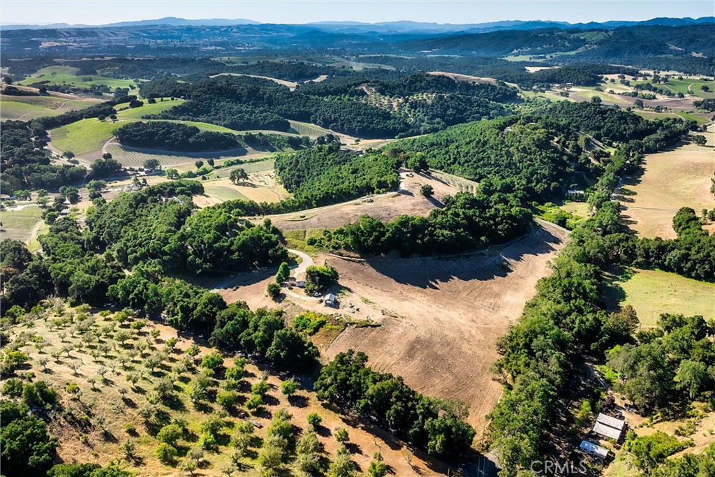 3180 Willow Creek Road Property Photo 64