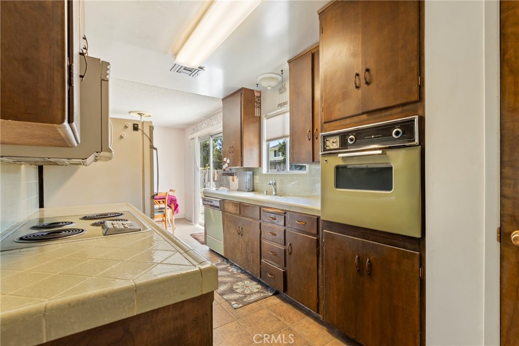 671 Mar Vista Property Photo 6