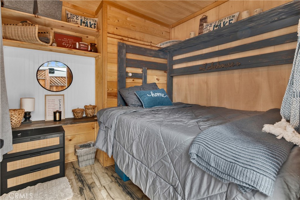 2123 Yellow Feather Property Photo 12