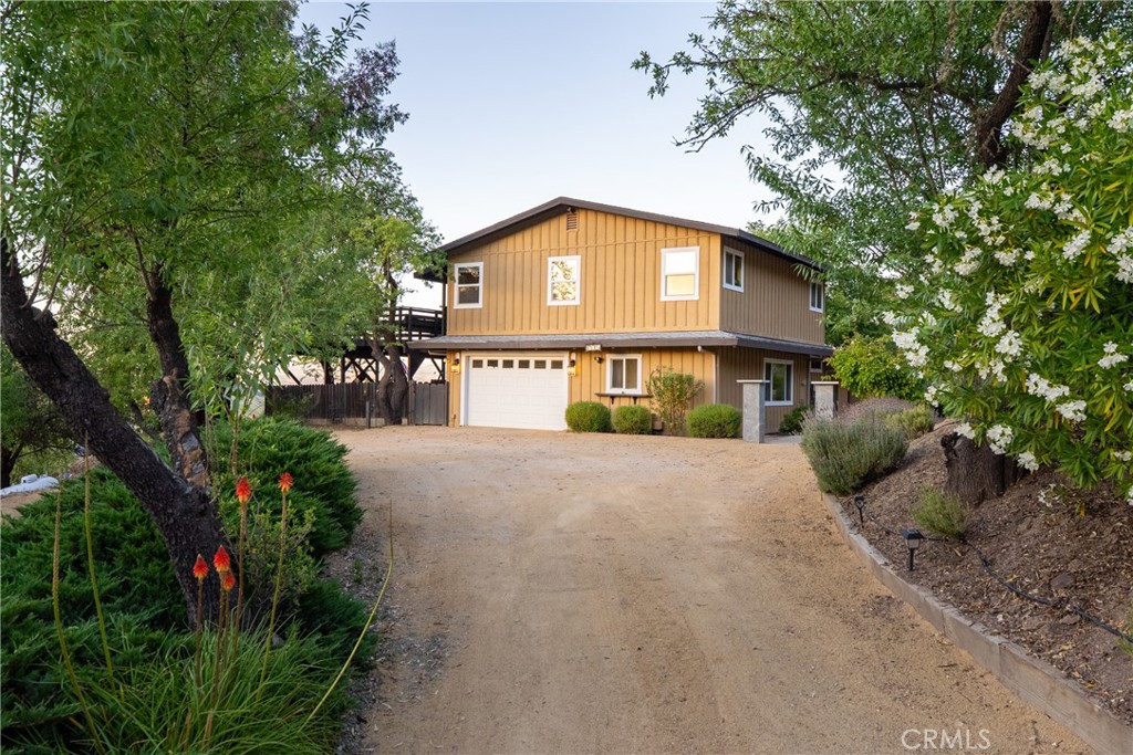 1745 Adelaida Property Photo 7