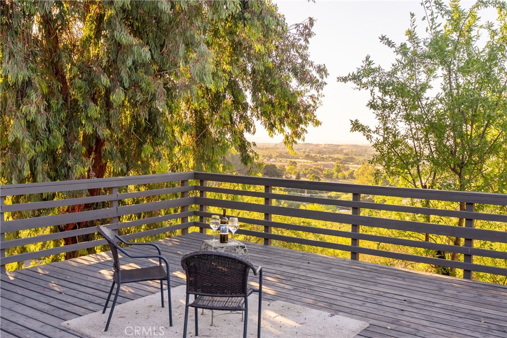 1745 Adelaida Property Photo 41
