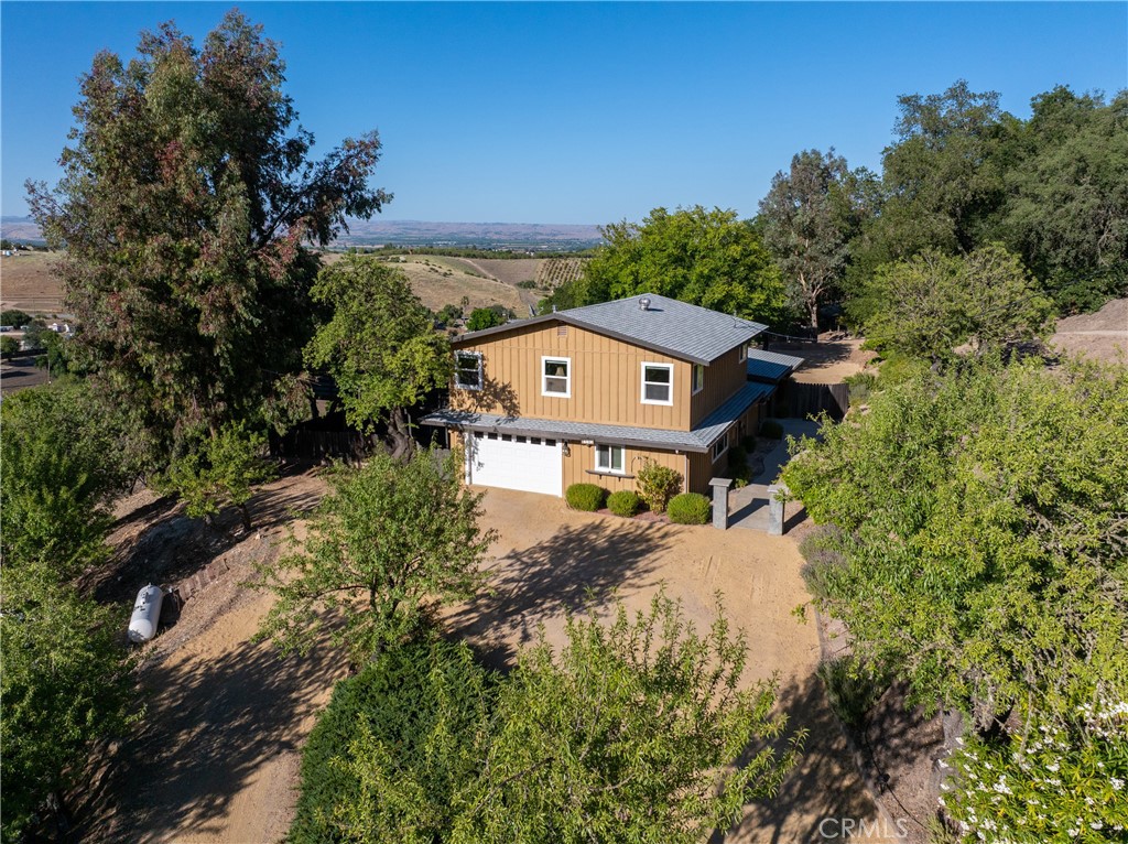 1745 Adelaida Property Photo 46