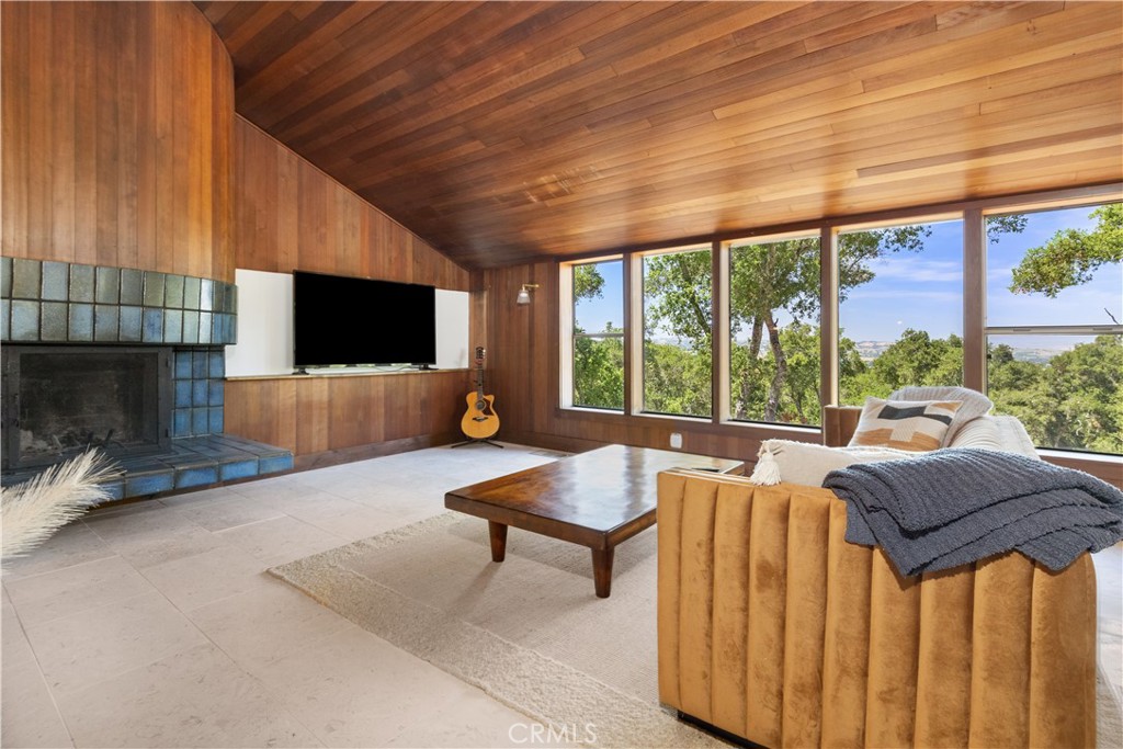 2570 Alturas Property Photo 15
