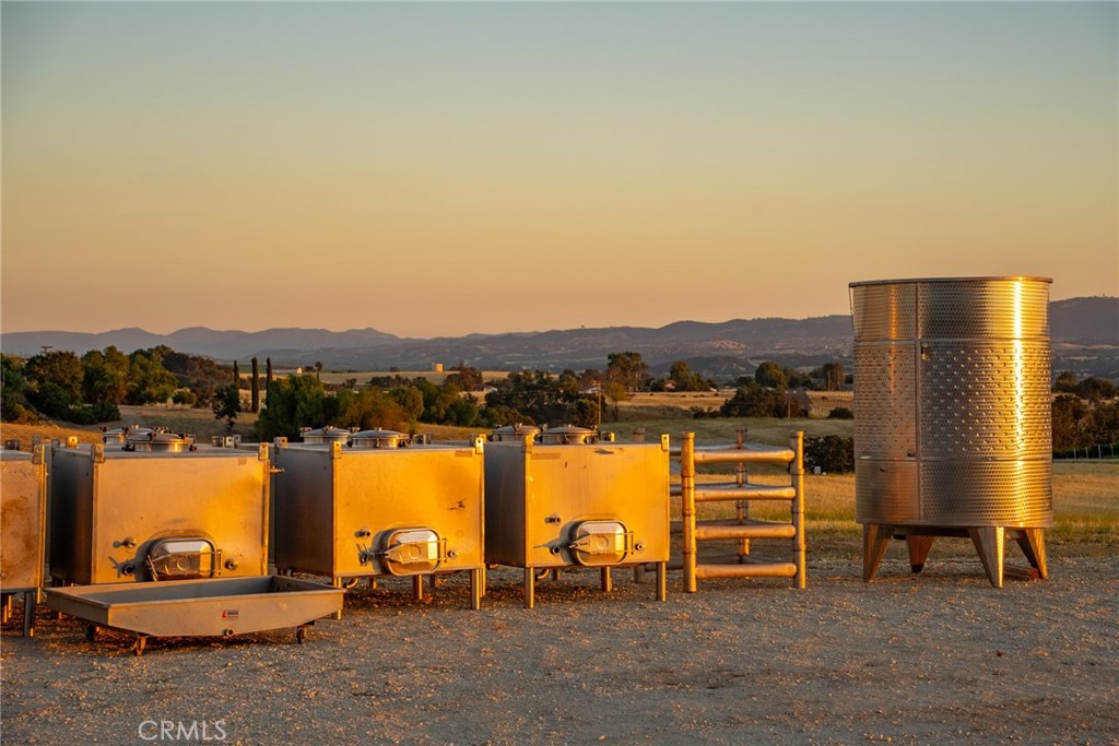 8585 Cross Canyons Property Photo 11