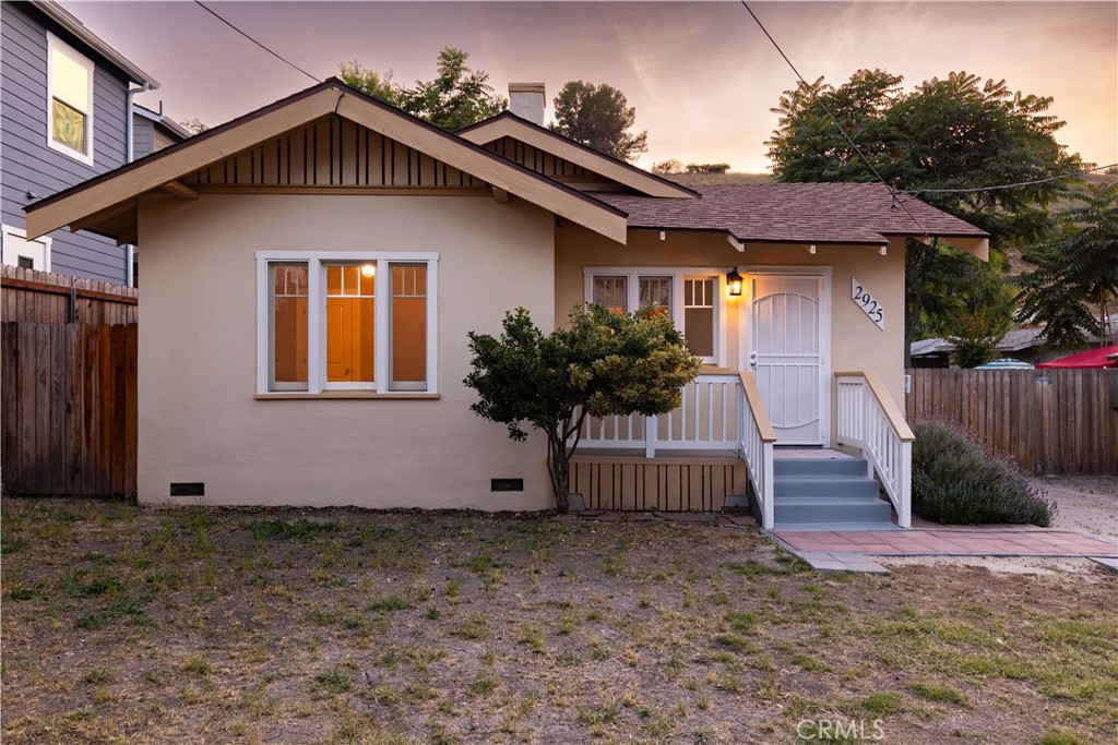 2925 Vine Property Photo 1
