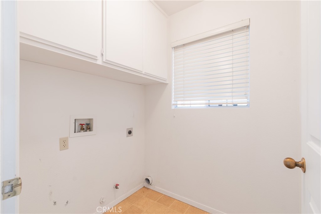 927 Saint Ann Drive Property Photo 12