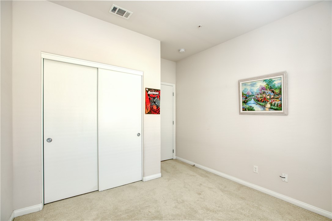 864 Lawrence Property Photo 19
