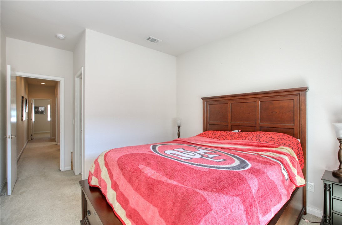 864 Lawrence Property Photo 22