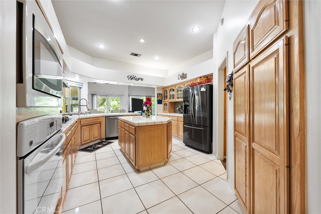 4205 Palisades Circle Property Photo 34