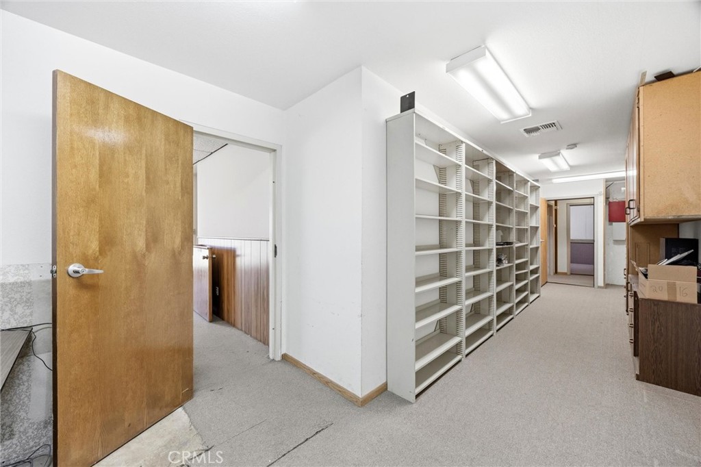 931 26th Property Photo 28
