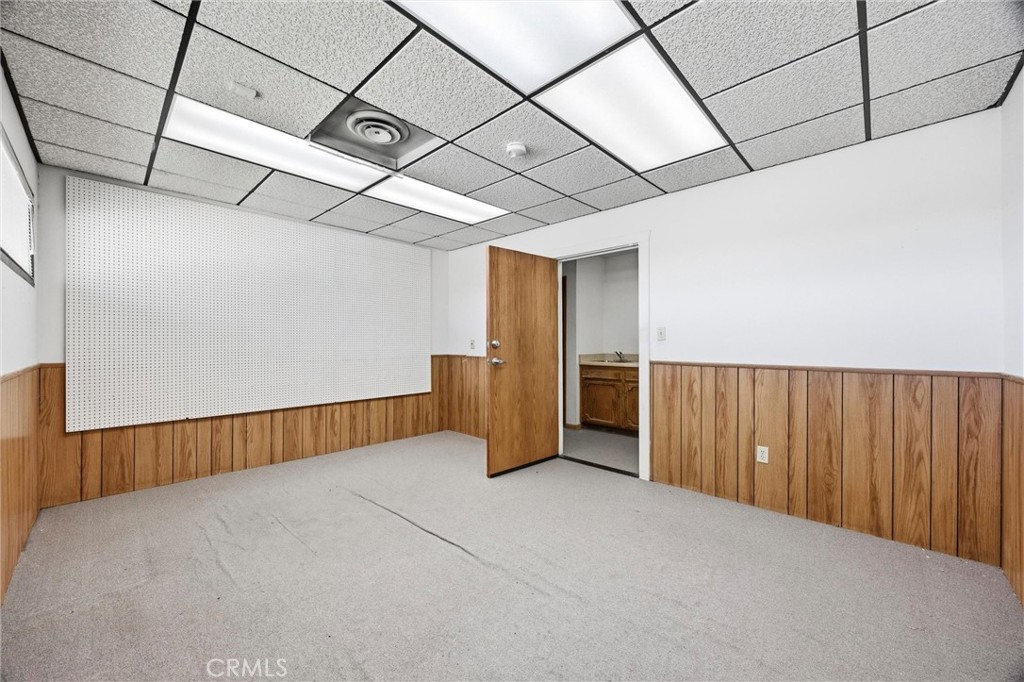 931 26th Property Photo 31