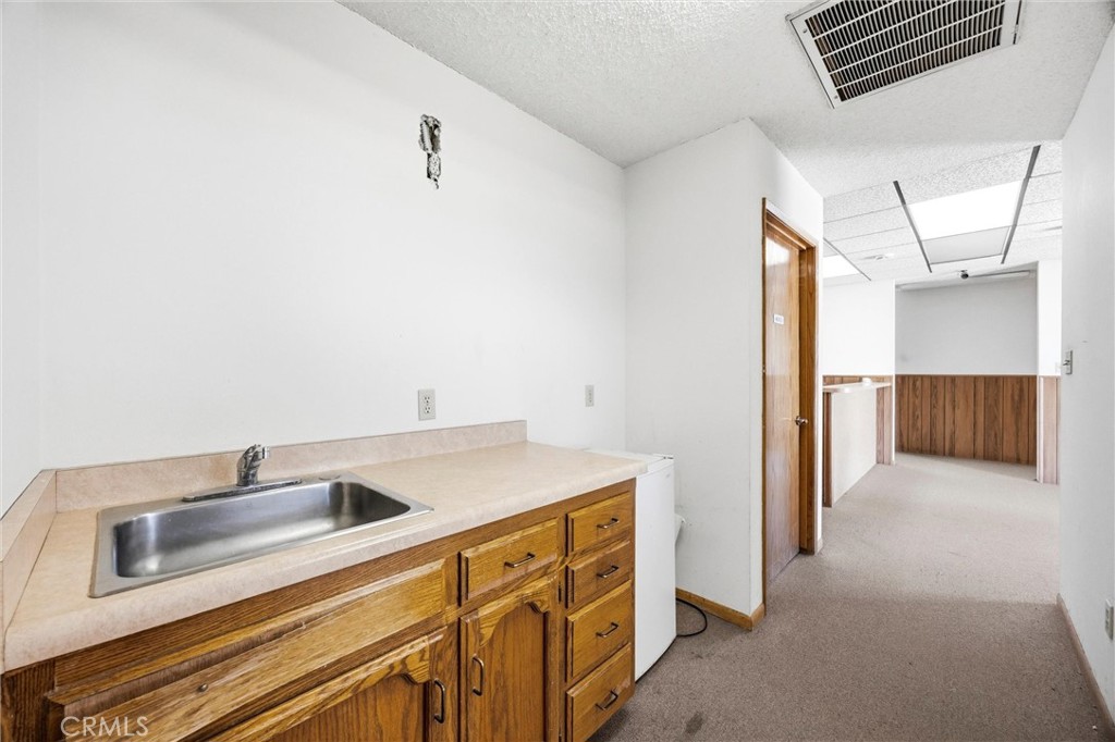 931 26th Property Photo 45