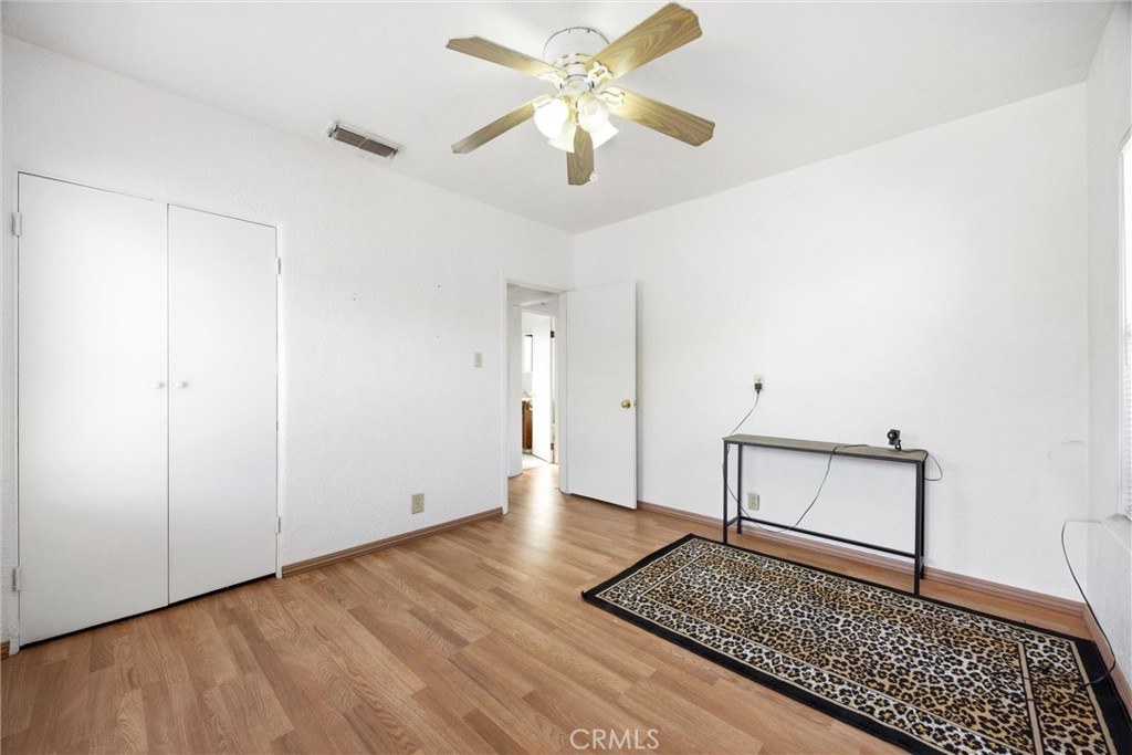931 26th Property Photo 49