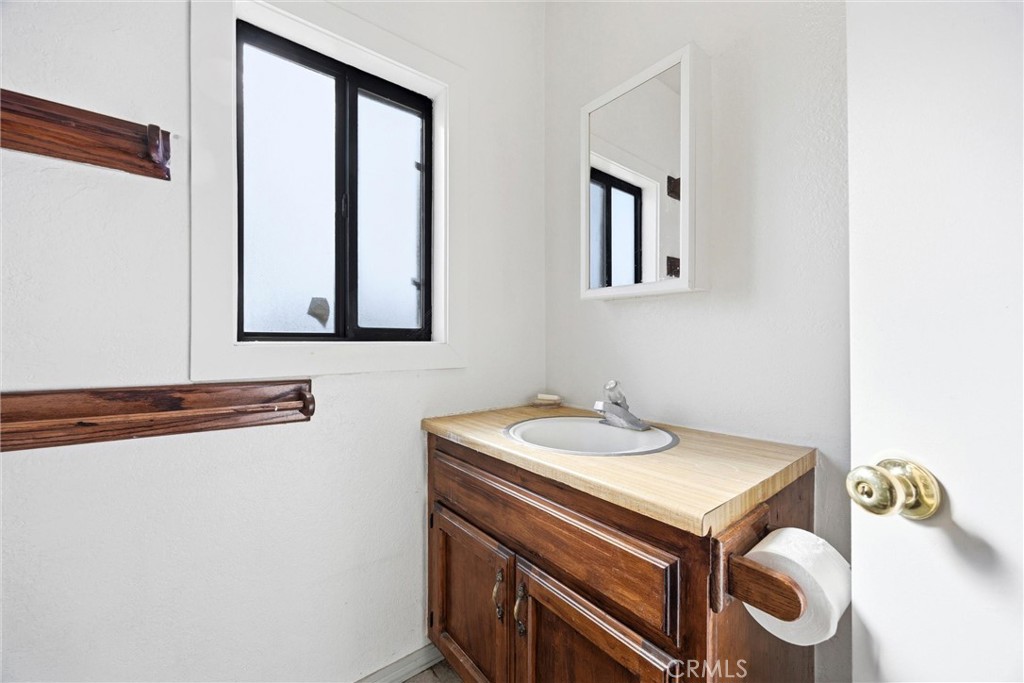 931 26th Property Photo 51