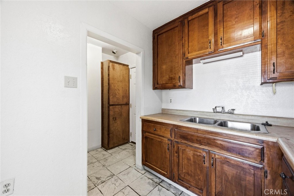 931 26th Property Photo 55
