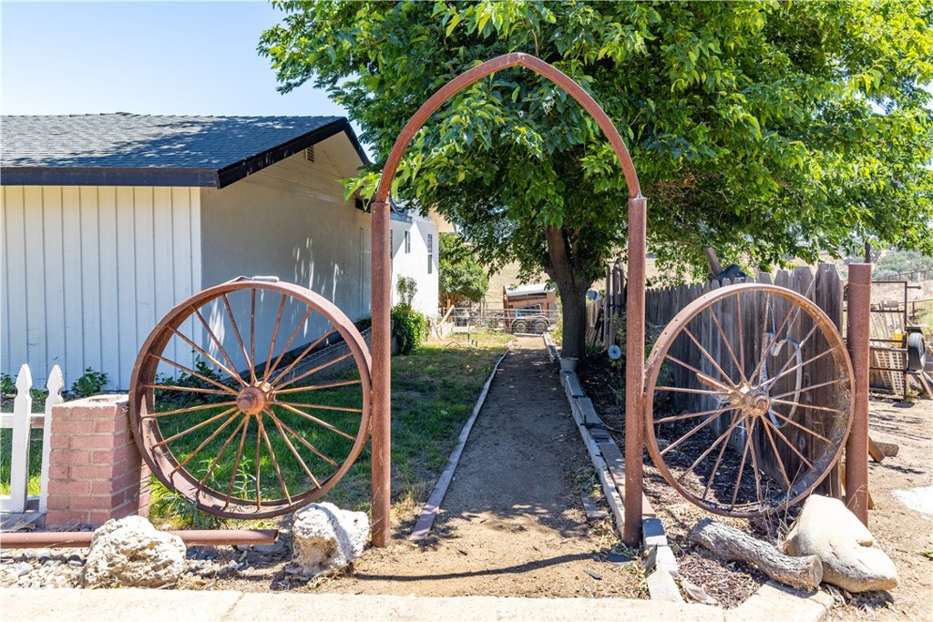 5740 Forked Horn Property Photo 31