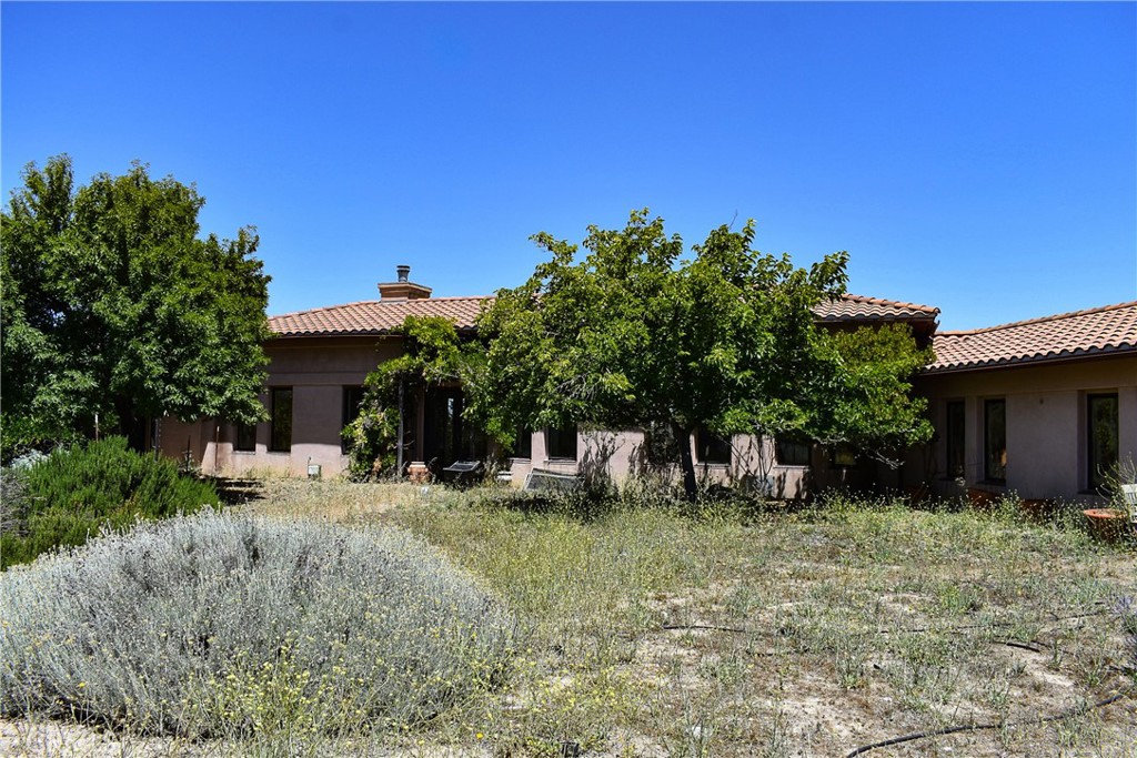 4565 S El Pomar Property Photo 4