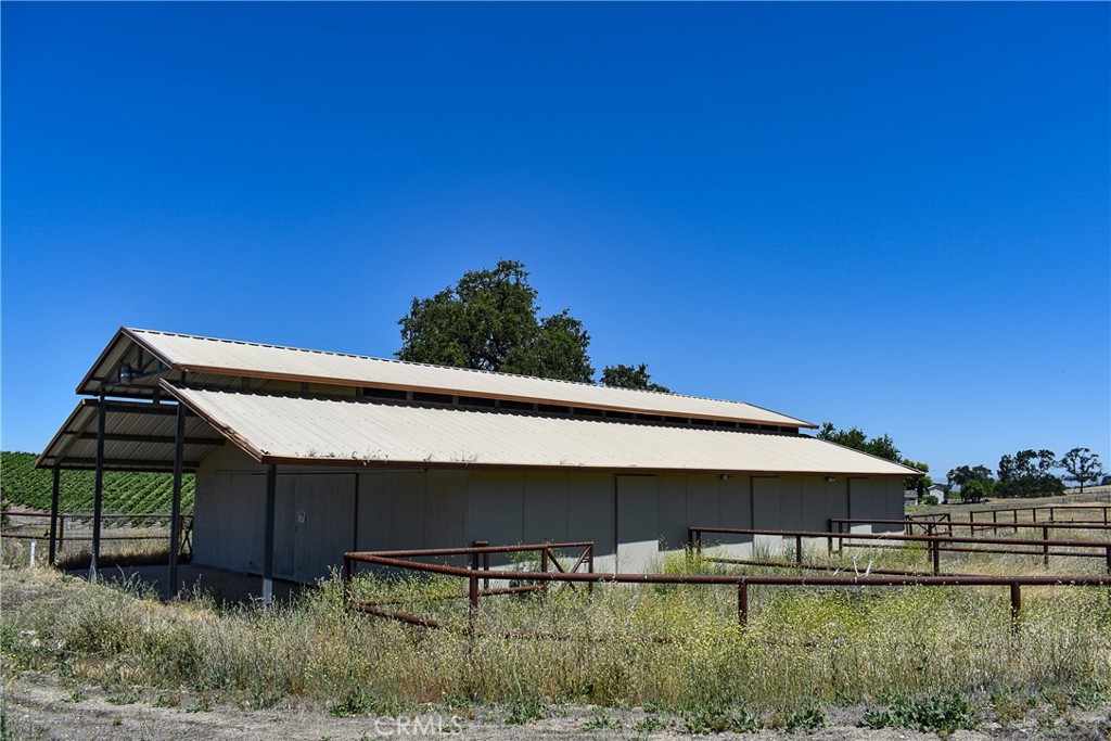 4565 S El Pomar Property Photo 5