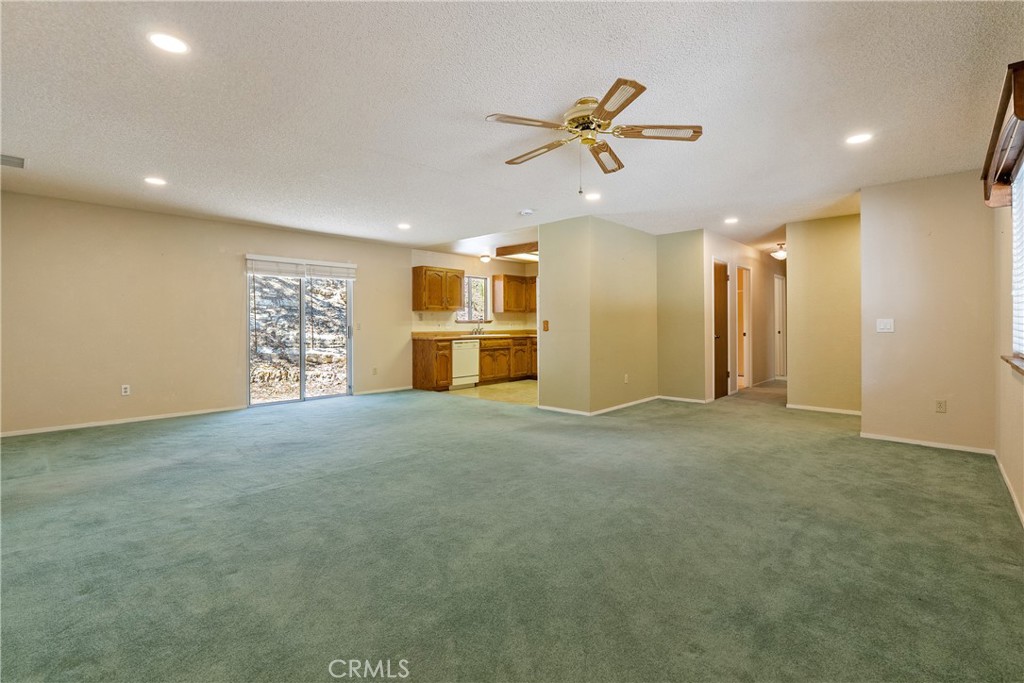 7950 San Clemente Property Photo 6