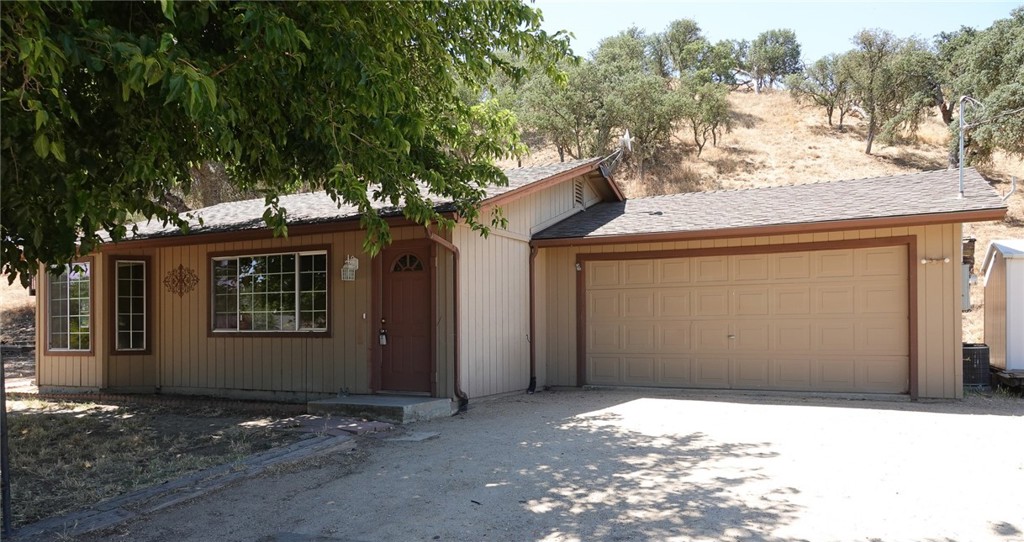 7950 Blue Moon Road Property Photo